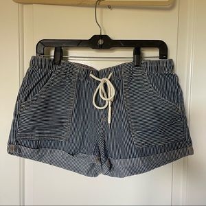 Roxy shorts - blue/white - size small